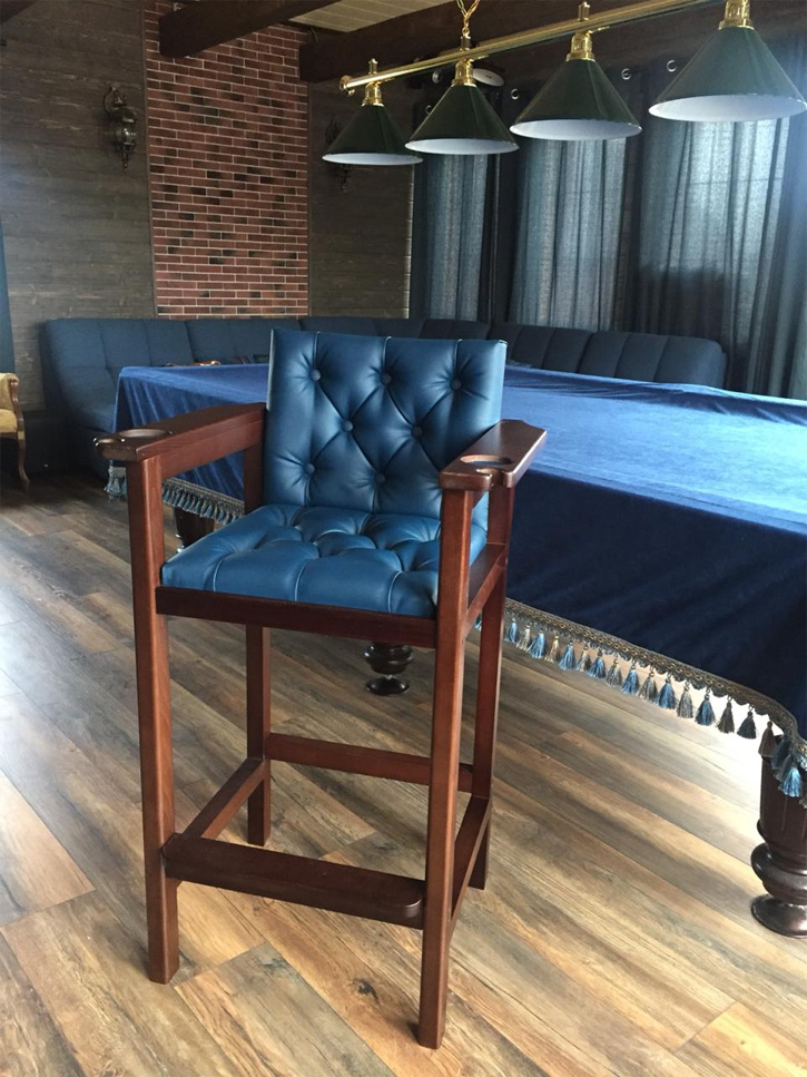 Отзыв о бильярдном стуле Барин Люкс с синим кожзамом